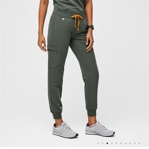 Moss green Figs Zamora Joggers